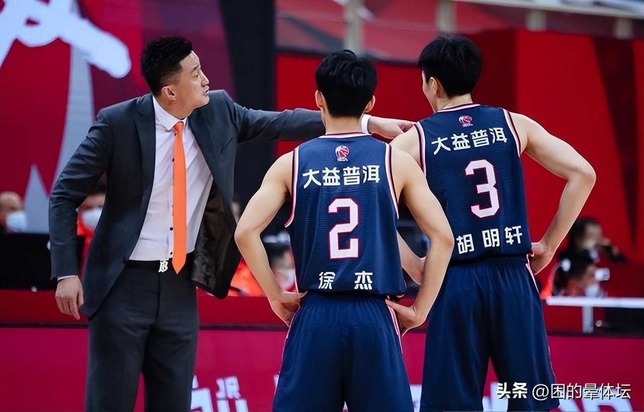 cba直播今晚直播吗_(cba直播今天晚上 现场直播几小时)