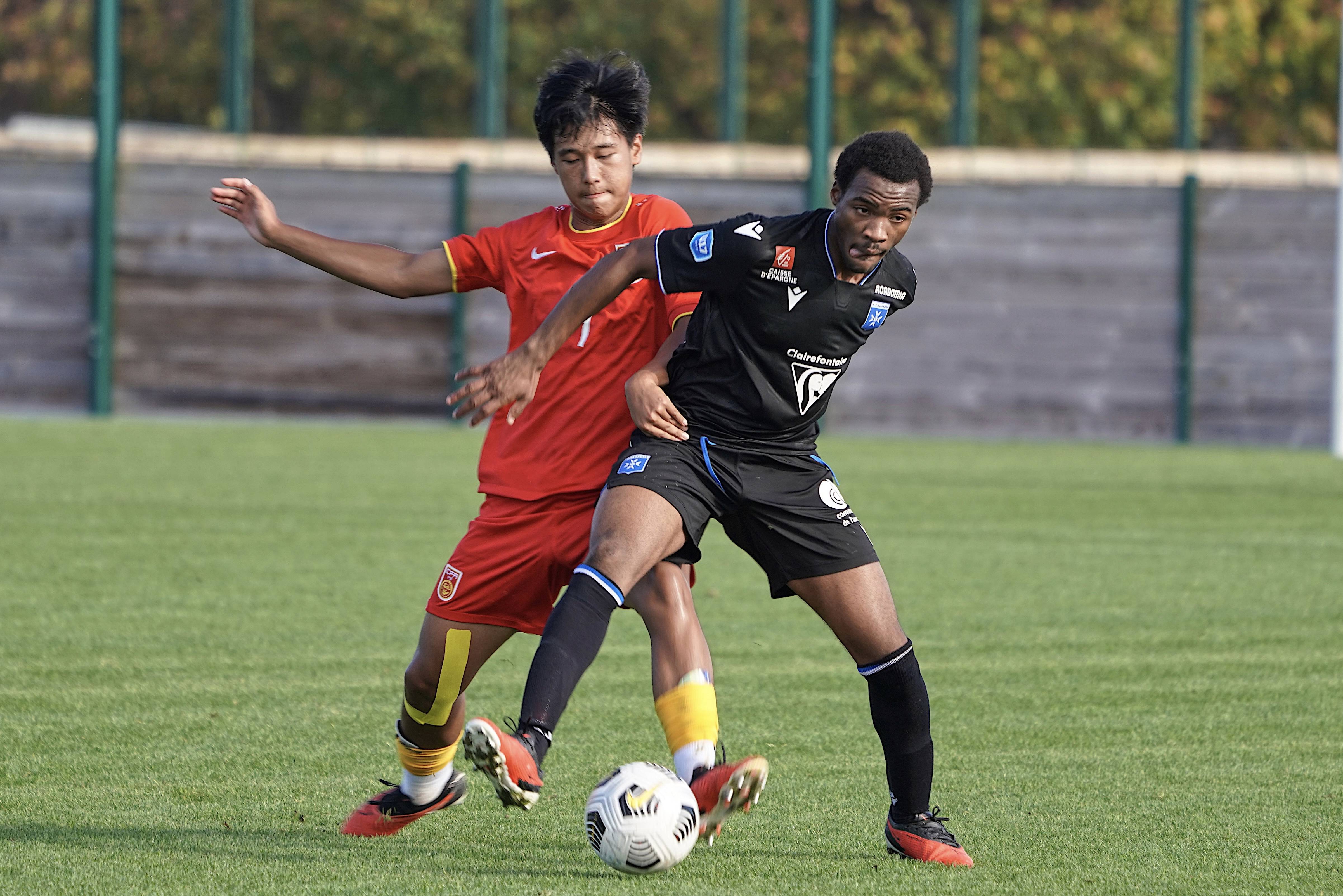 直播吧足球直播视频直播_(雨燕免费直播在线观看高清足球)