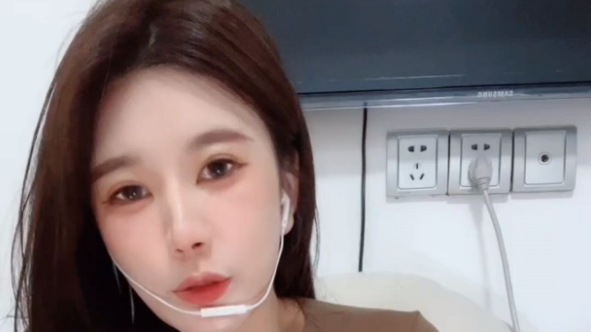 易直播app苹果客户端_(易直播苹果怎么下载不了了)