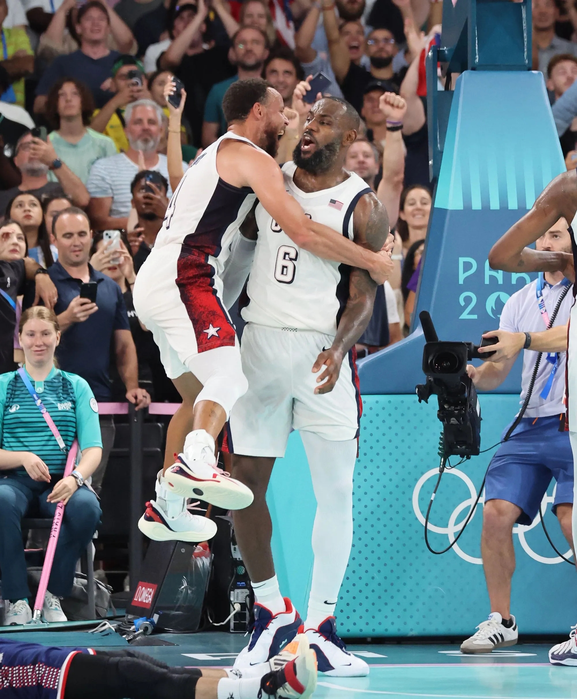 美国篮球比赛视频_(美国篮球比赛视频完整版)