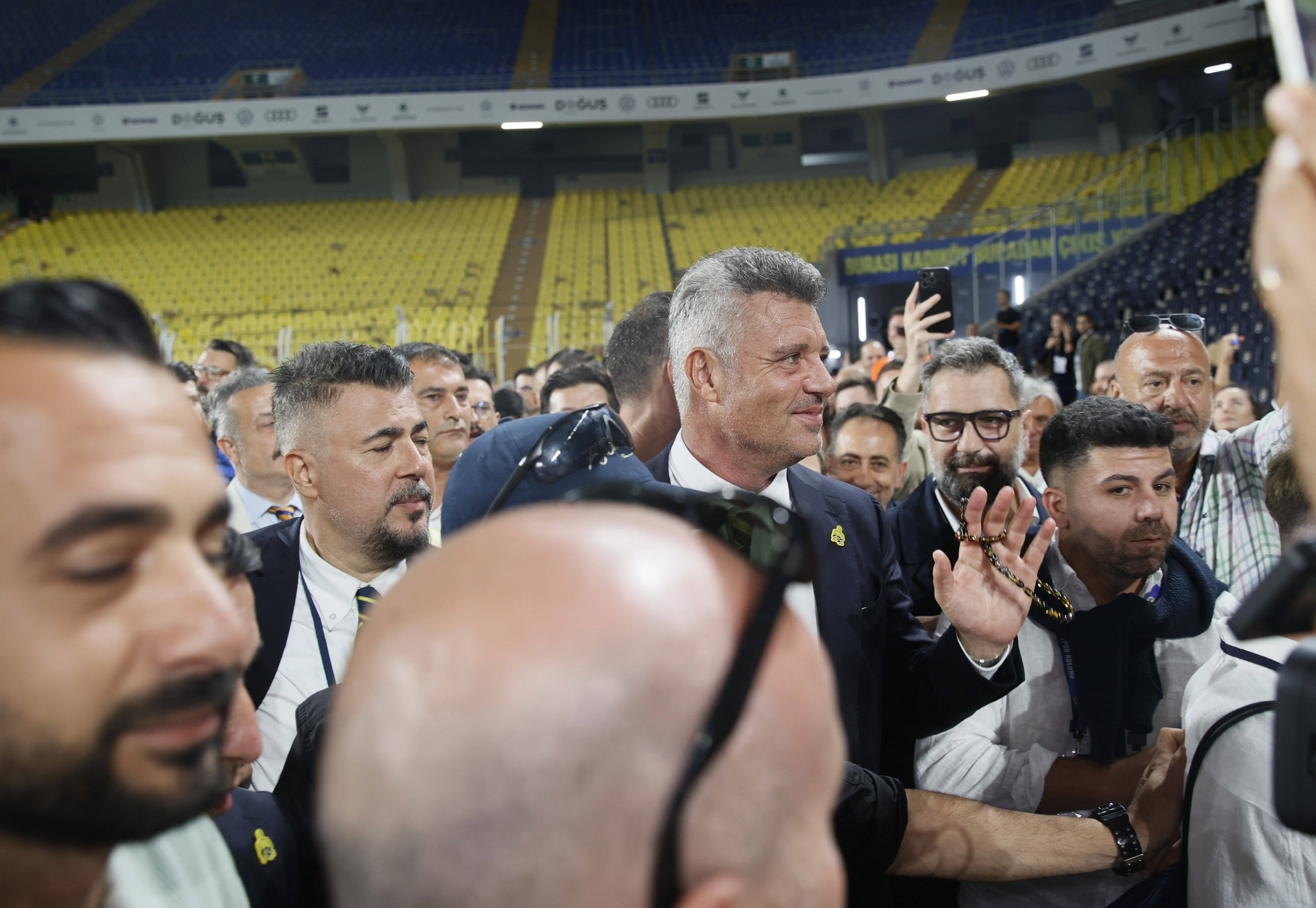 土耳其足协成员私下嘲讽穆里尼奥费内巴切发布愤怒的声明的简单介绍 土耳其足协成员私下嘲讽穆里尼奥费内巴切发布愤怒的声明的简单介绍