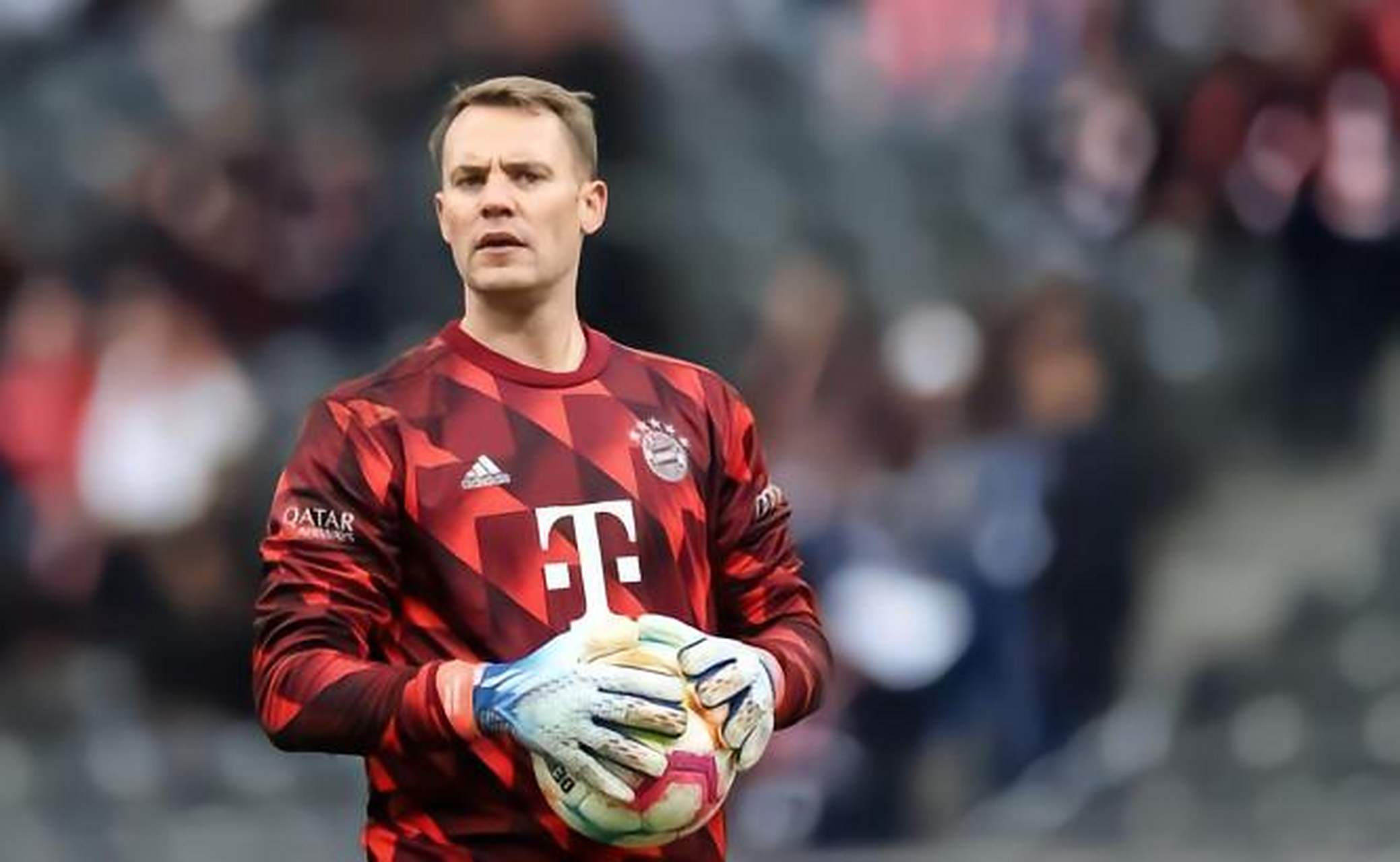 诺伊尔可能与拜仁续约一个赛季球员依旧保持不错状态的简单介绍