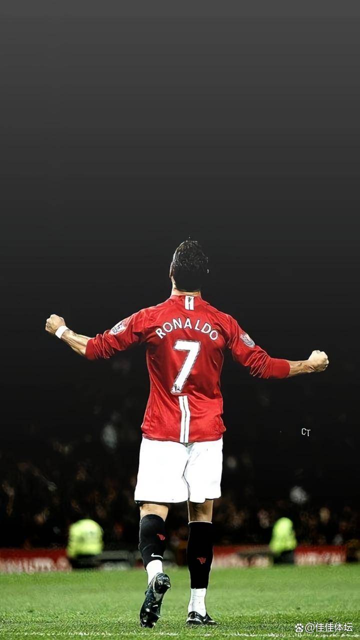 包含摩根宣布再次专访C罗上次C罗炮轰曼联的词条