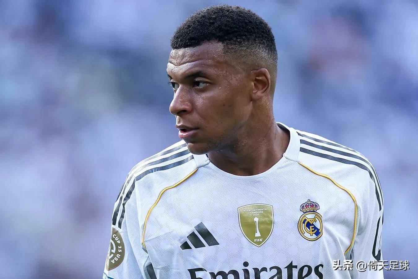 包含媒体：大巴黎夺欧冠头号功臣是姆巴佩法国巨星转投皇马的词条