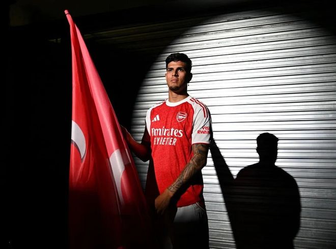 阿森纳官宣因卡皮耶加盟球员将身穿5号球衣的简单介绍 阿森纳官宣因卡皮耶加盟球员将身穿5号球衣的简单介绍