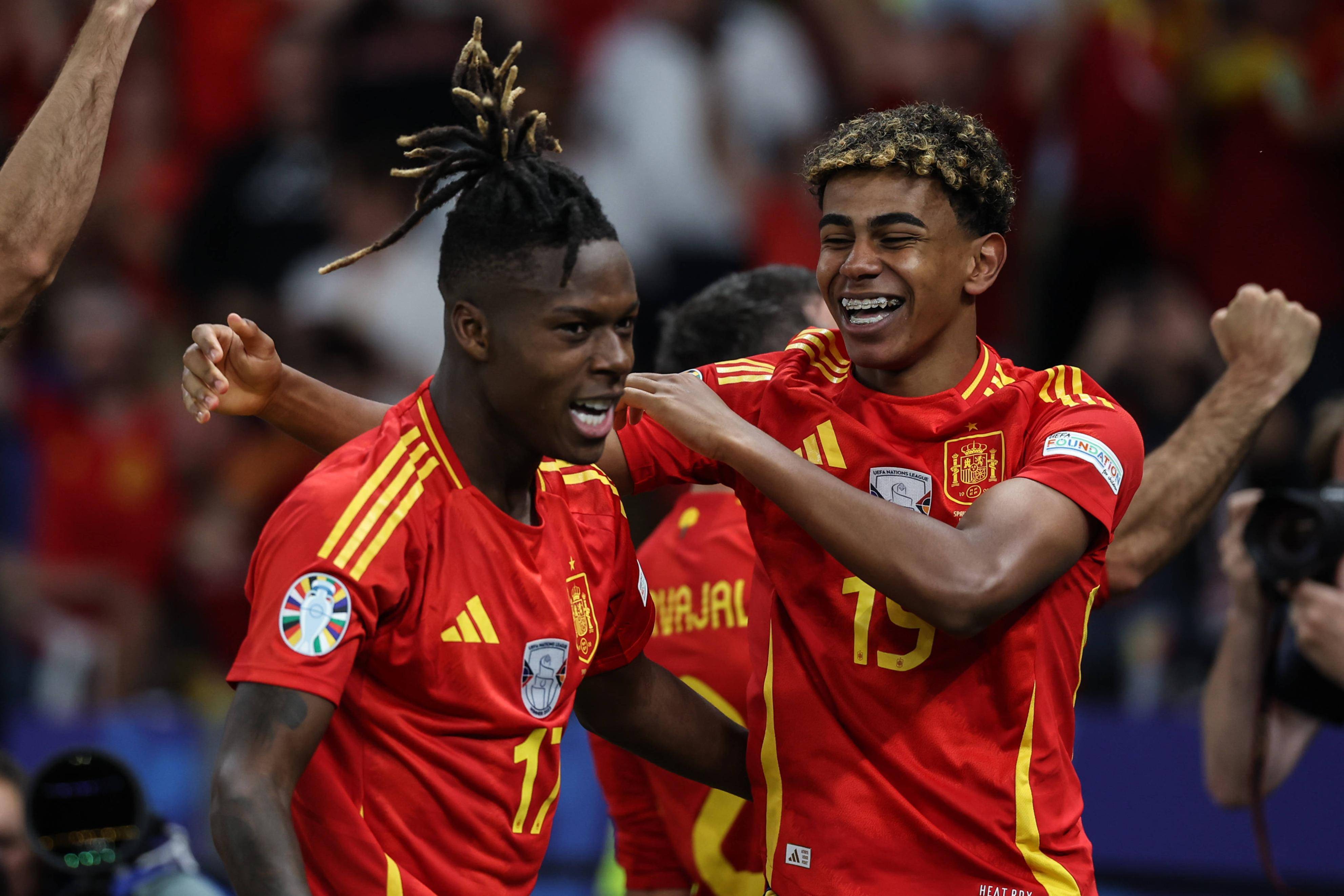 关于巴萨只愿意租借拉什福德曼联4000玩要价遭拒的信息 关于巴萨只愿意租借拉什福德曼联4000玩要价遭拒的信息