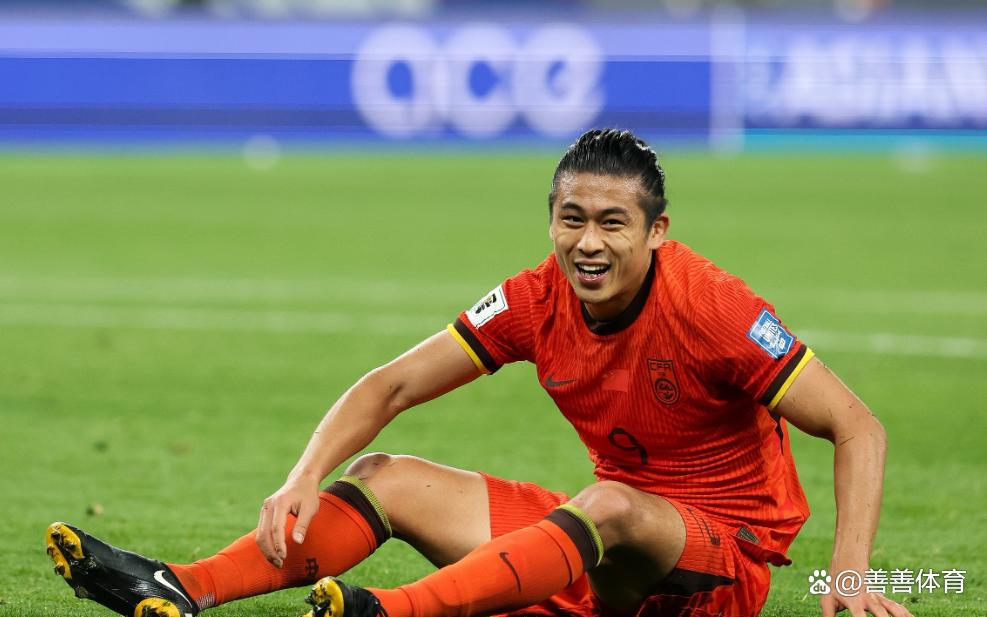 关于记者夸赞张玉宁支点能力进球被吹的信息