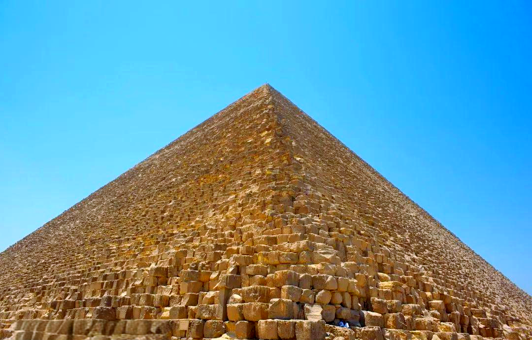 包含埃及超：金字塔VS阿拉伯建筑的词条