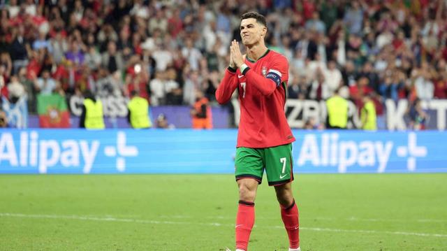 包含菲利克斯利雅得胜利年薪达成2+2协议的词条