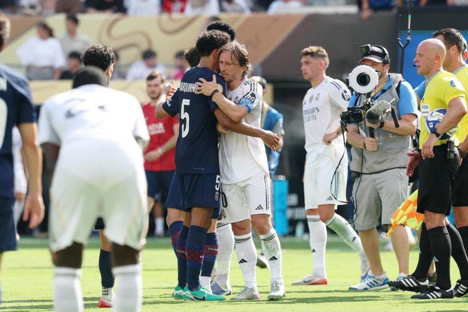 恩里克率队4:0击溃皇马分别带来巴黎和巴萨的简单介绍 恩里克率队4:0击溃皇马分别带来巴黎和巴萨的简单介绍