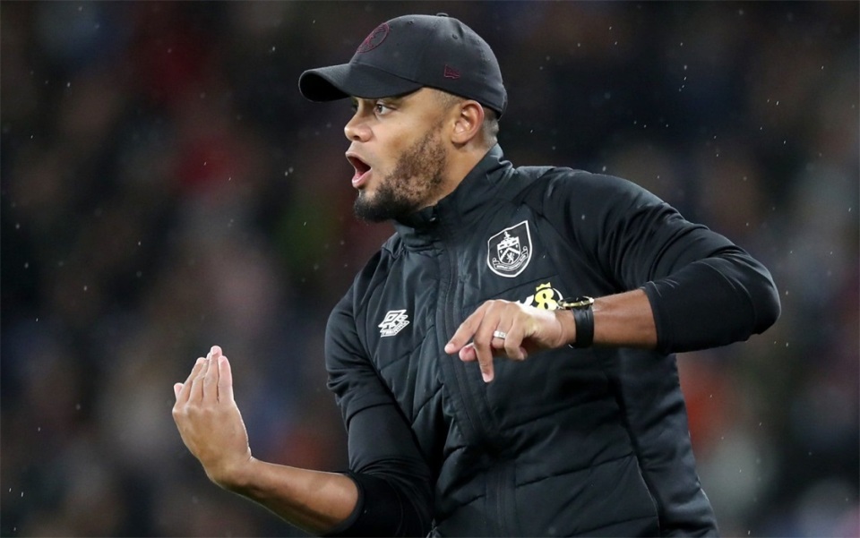 包含谢周三欠薪违反规定球队深陷危机的词条