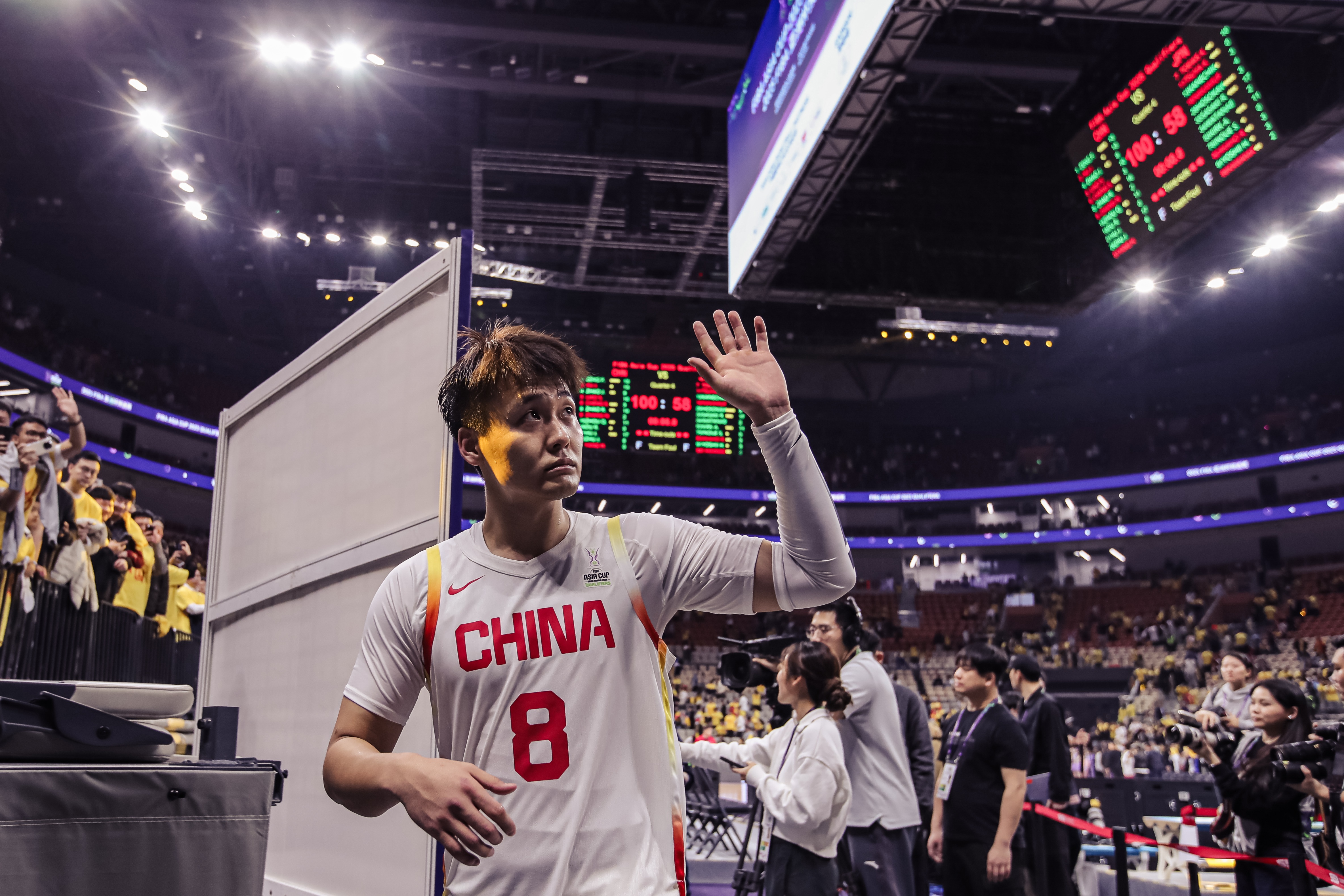 关于中国男篮15日与荷兰热身随后回国再备战2场热身赛的信息