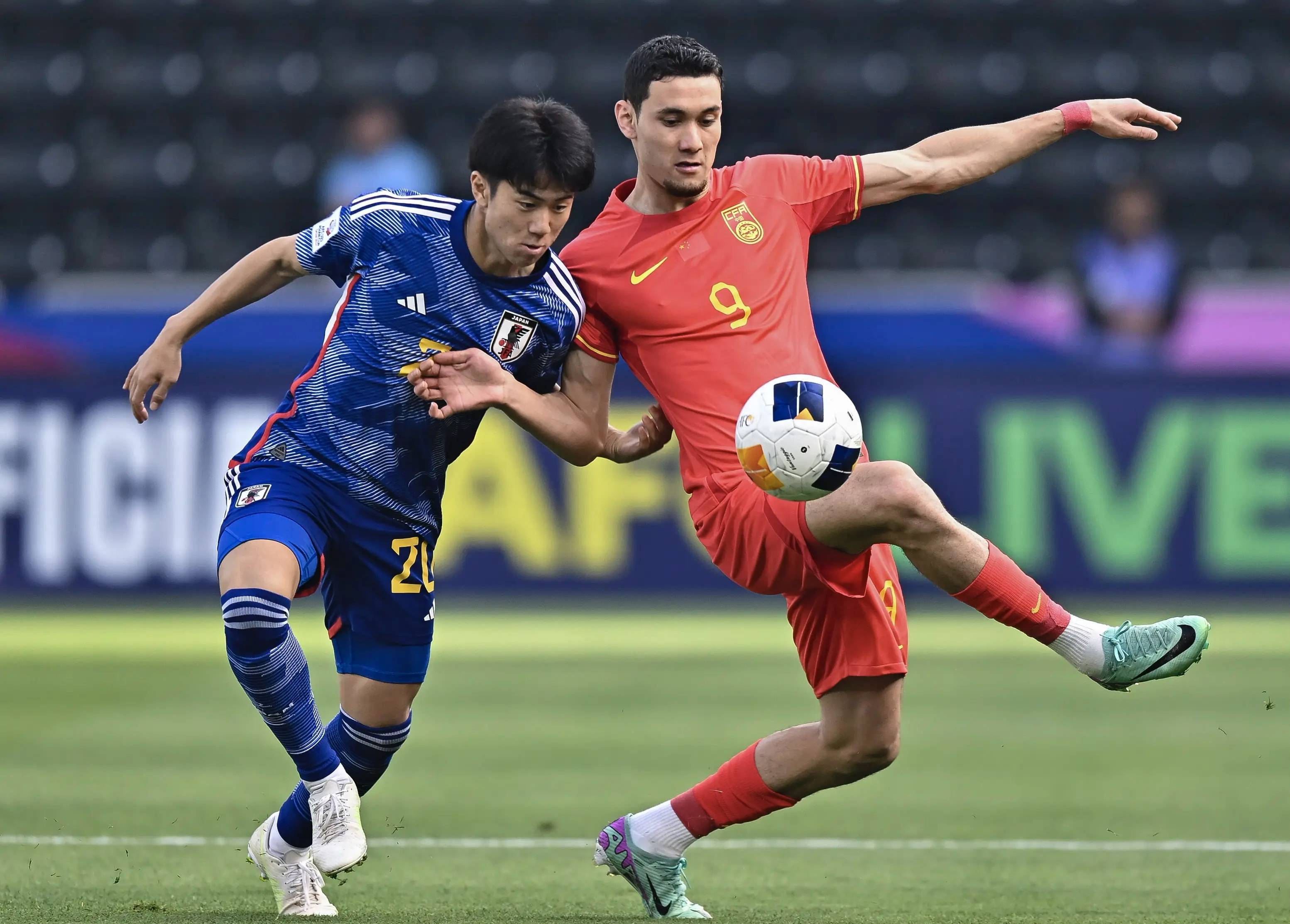 关于国足将于10月11月举办邀请赛赛事规模2-4支队伍的信息