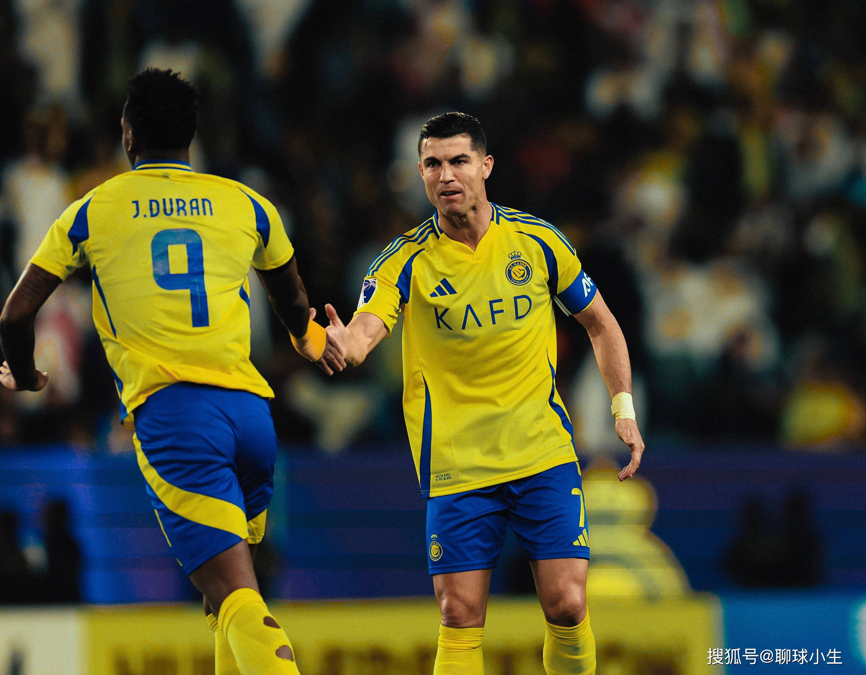 关于02-03赛季以来C罗参加1054场比赛与多特持平的信息