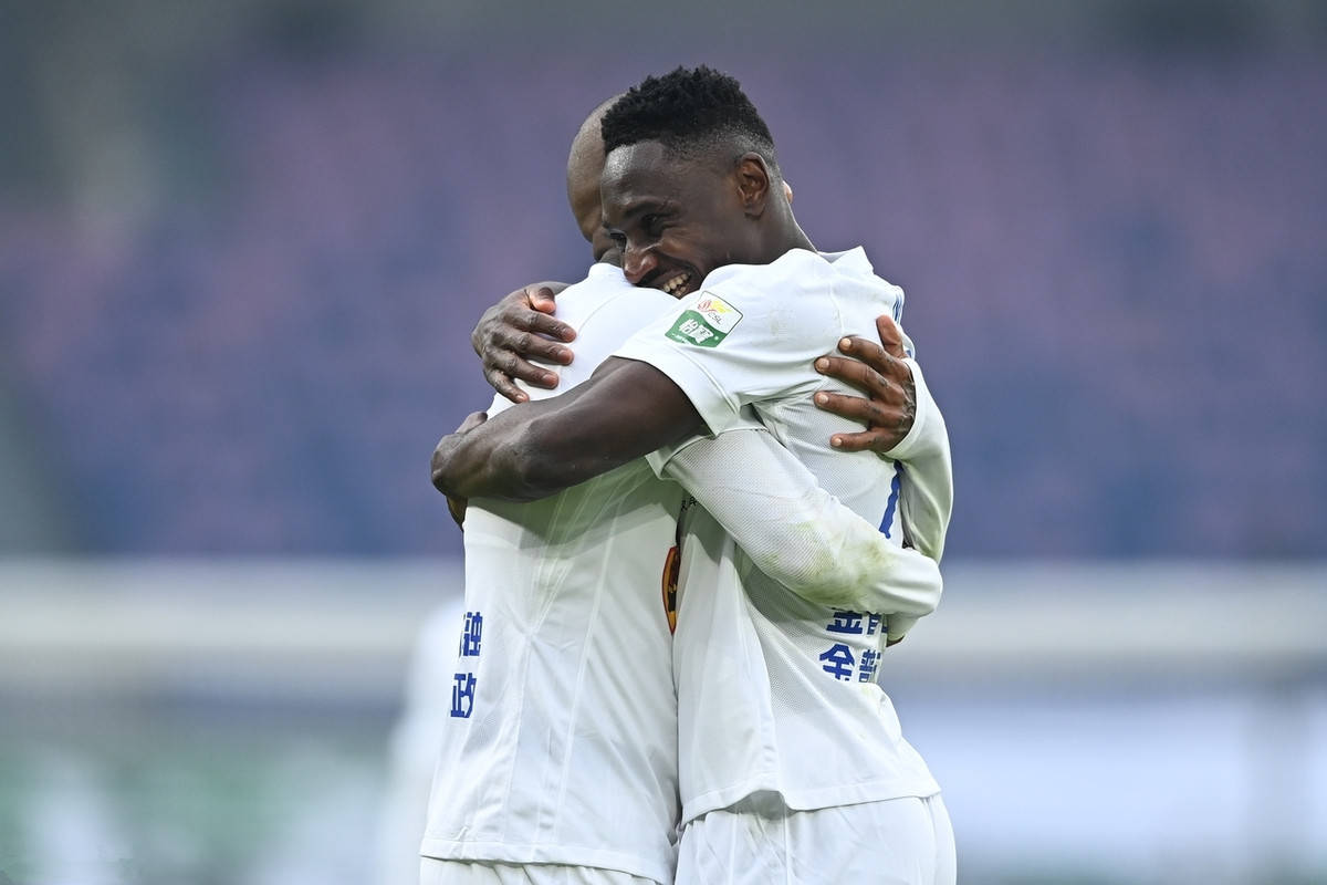 大连英博外援卡兰加自宣离队球员合约到期的简单介绍 大连英博外援卡兰加自宣离队球员合约到期的简单介绍