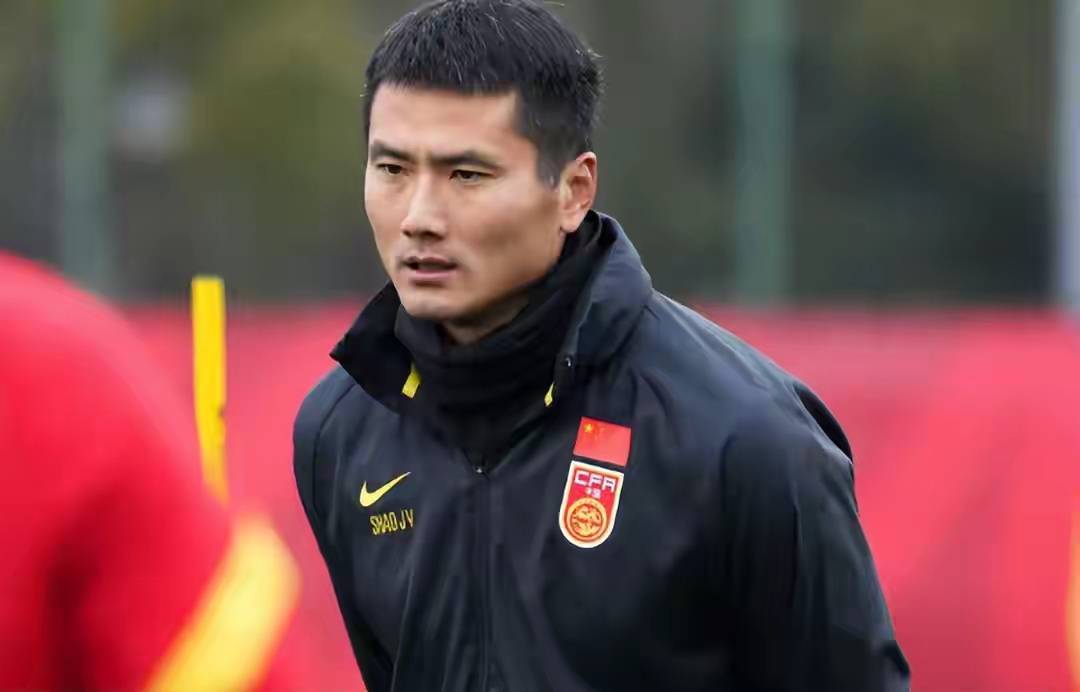 刘建宏谈邵佳一出任国足主帅应给予更多的理解和支持的简单介绍