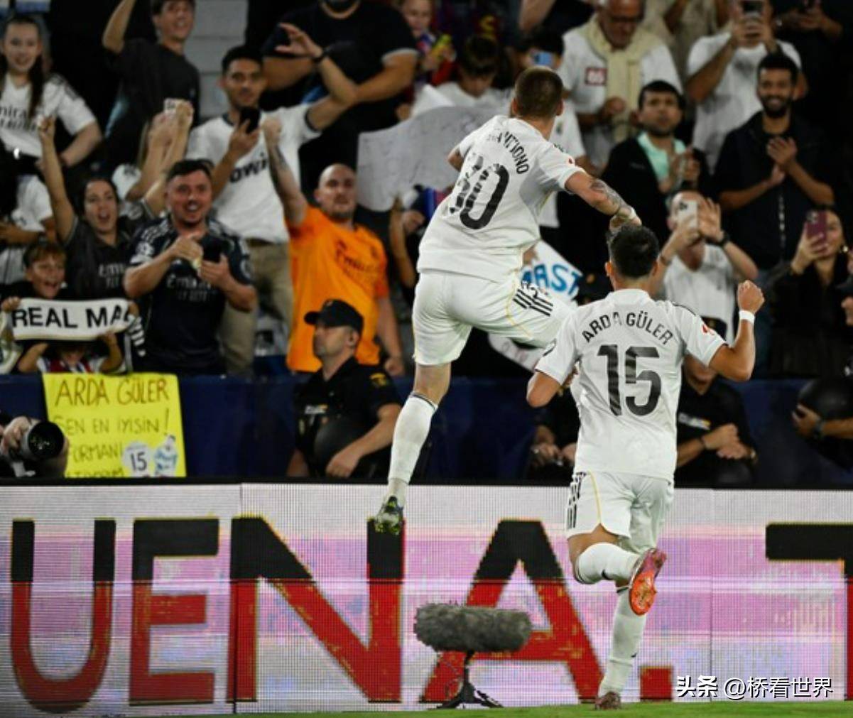 包含马斯坦托诺创阿根廷最年轻出场纪录首秀即闪耀世预赛的词条