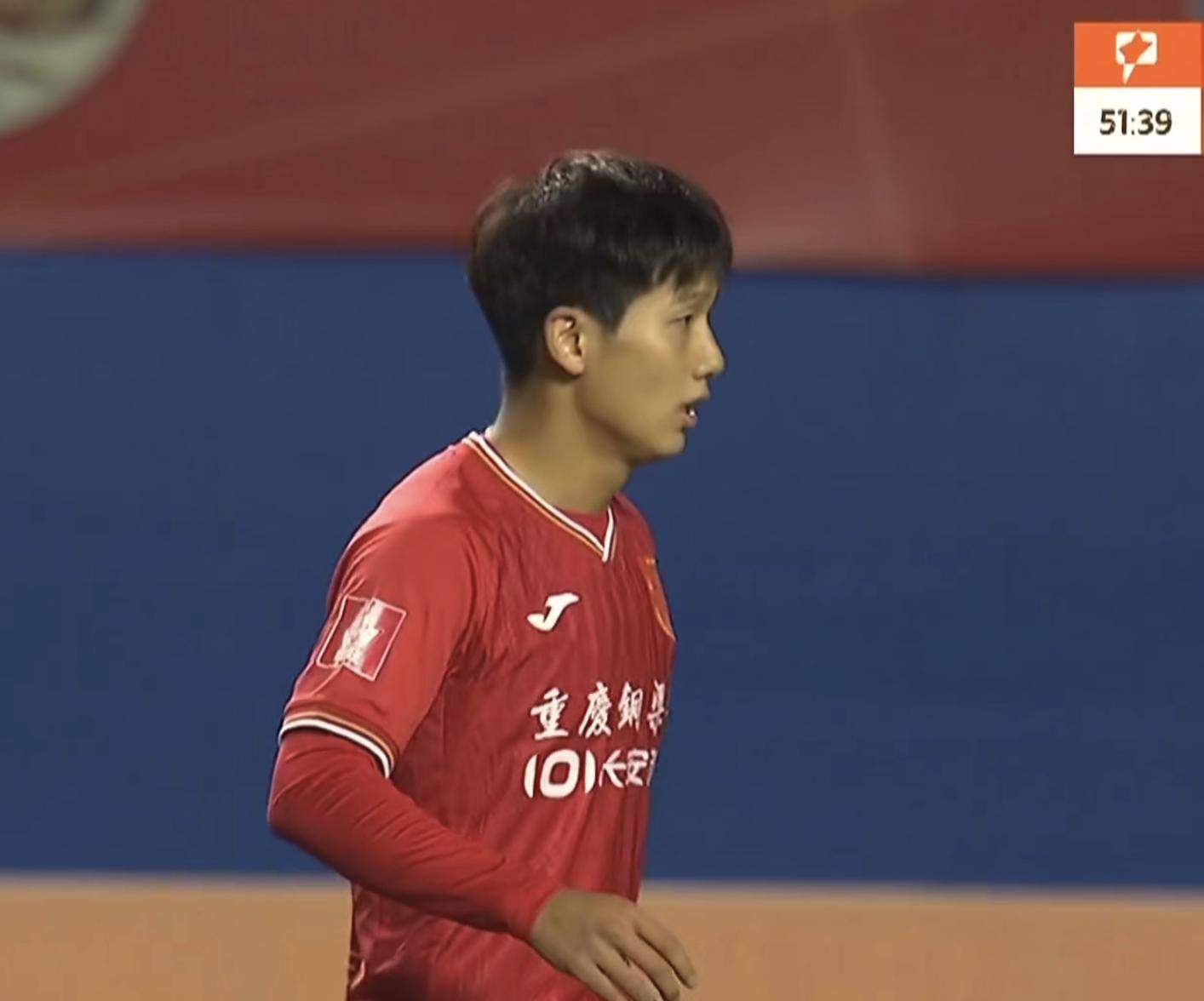 足球报谈中甲冲超：铜梁龙优势比广州豹更大收官战赢球即锁定冲超名额的简单介绍