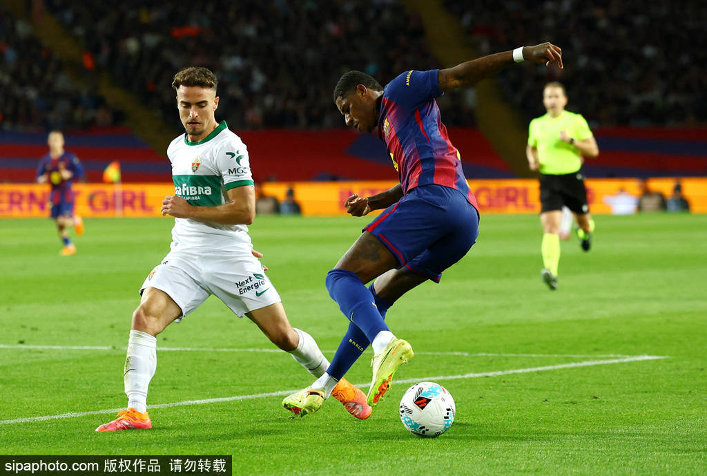 包含西甲巴塞罗那3-1埃尔切巴萨重返第二的词条 包含西甲巴塞罗那3-1埃尔切巴萨重返第二的词条