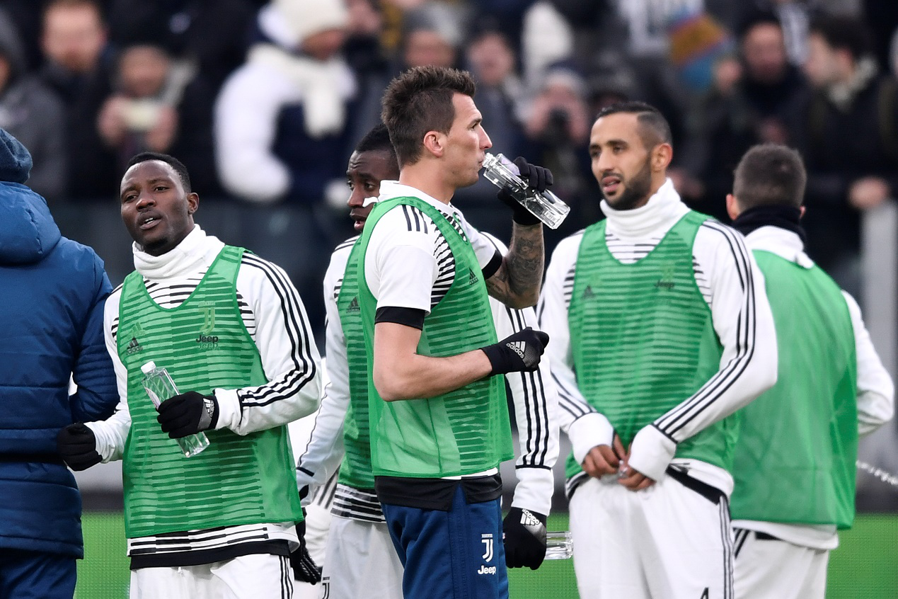 尤文图斯与奥斯梅恩团队进行接触球员是斑马军团中锋引援目标的简单介绍