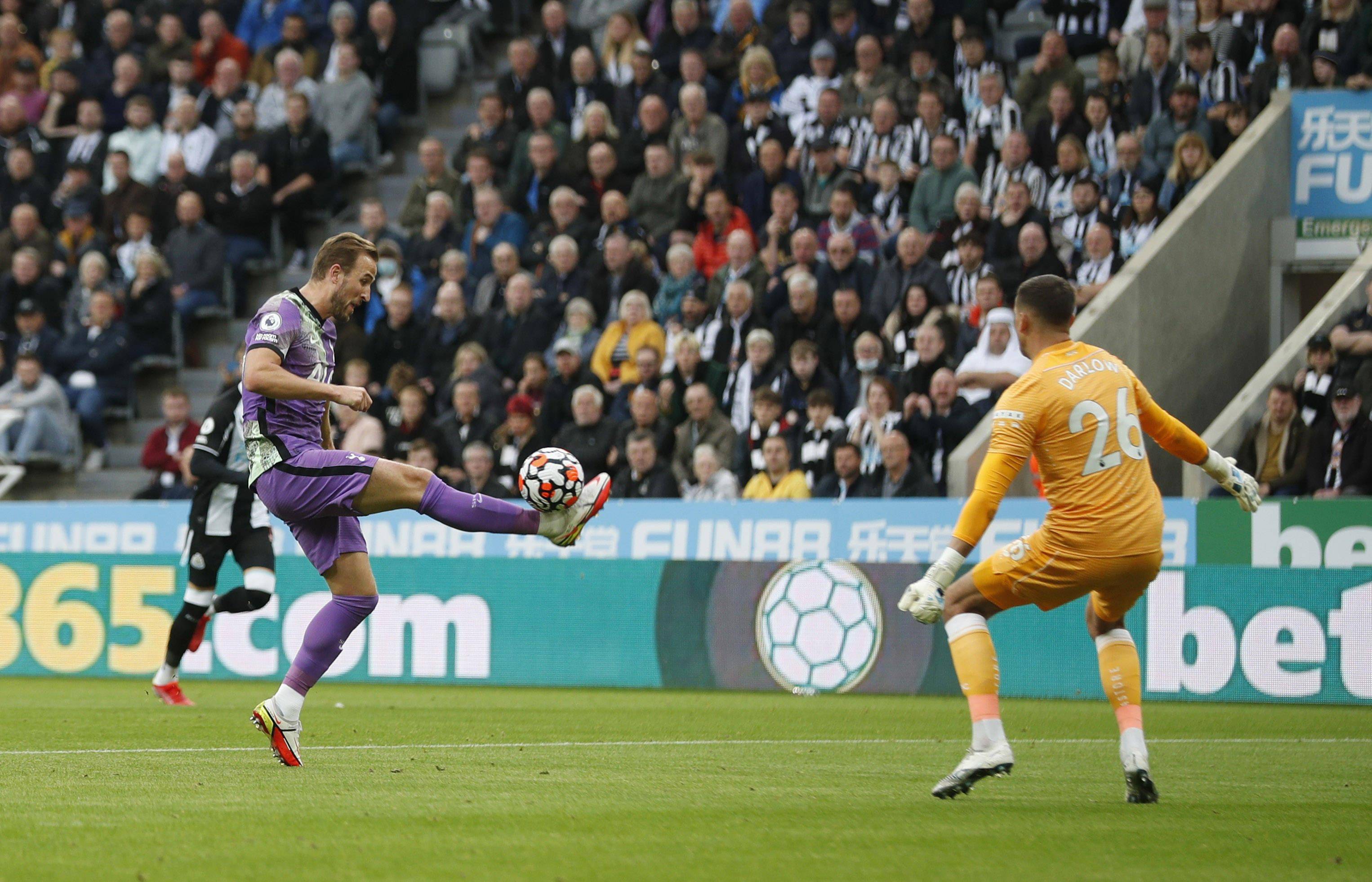 友谊赛热刺1-1纽卡布伦南远射建功巴恩斯扳平的简单介绍 友谊赛热刺1-1纽卡布伦南远射建功巴恩斯扳平的简单介绍