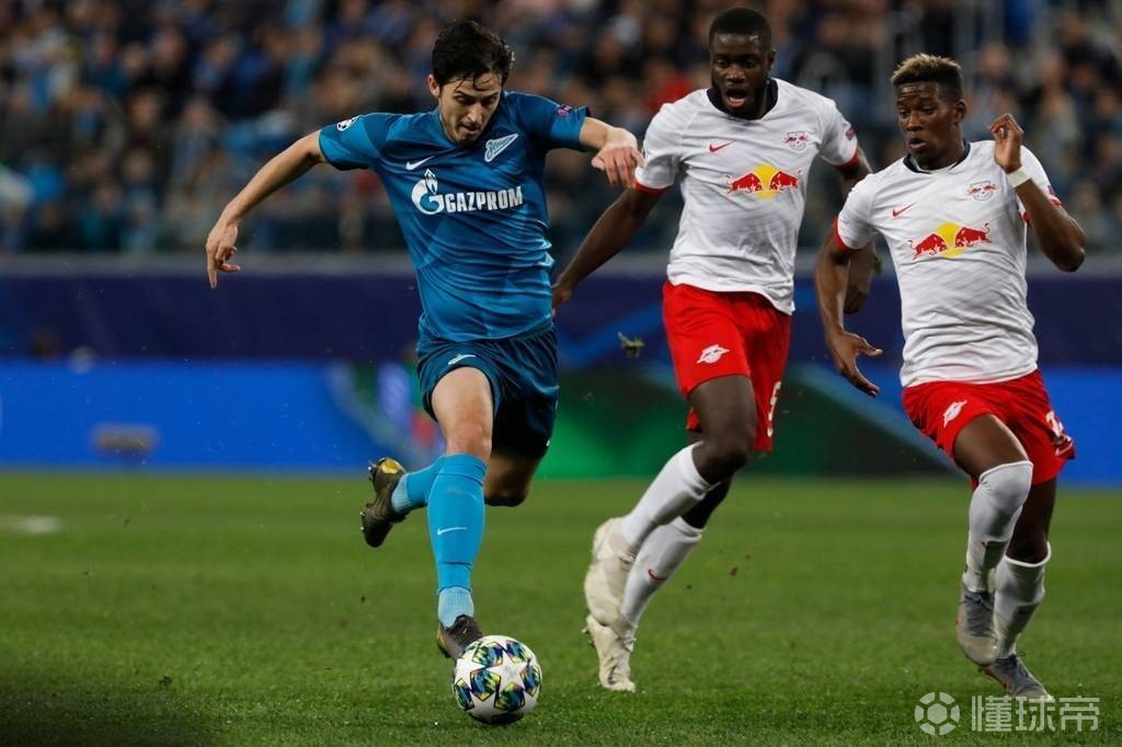 关于曝帕拉西奥斯转会谈判开启泽尼特有意的信息