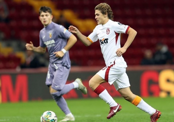 西U19：塞维利亚U19VSUCD加拿大竞技U19