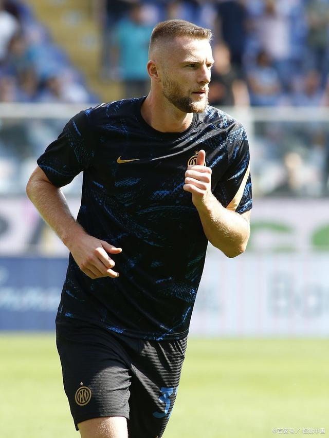 关于孔帕尼：希望阿什拉夫早日康复巴黎后卫伤退的信息