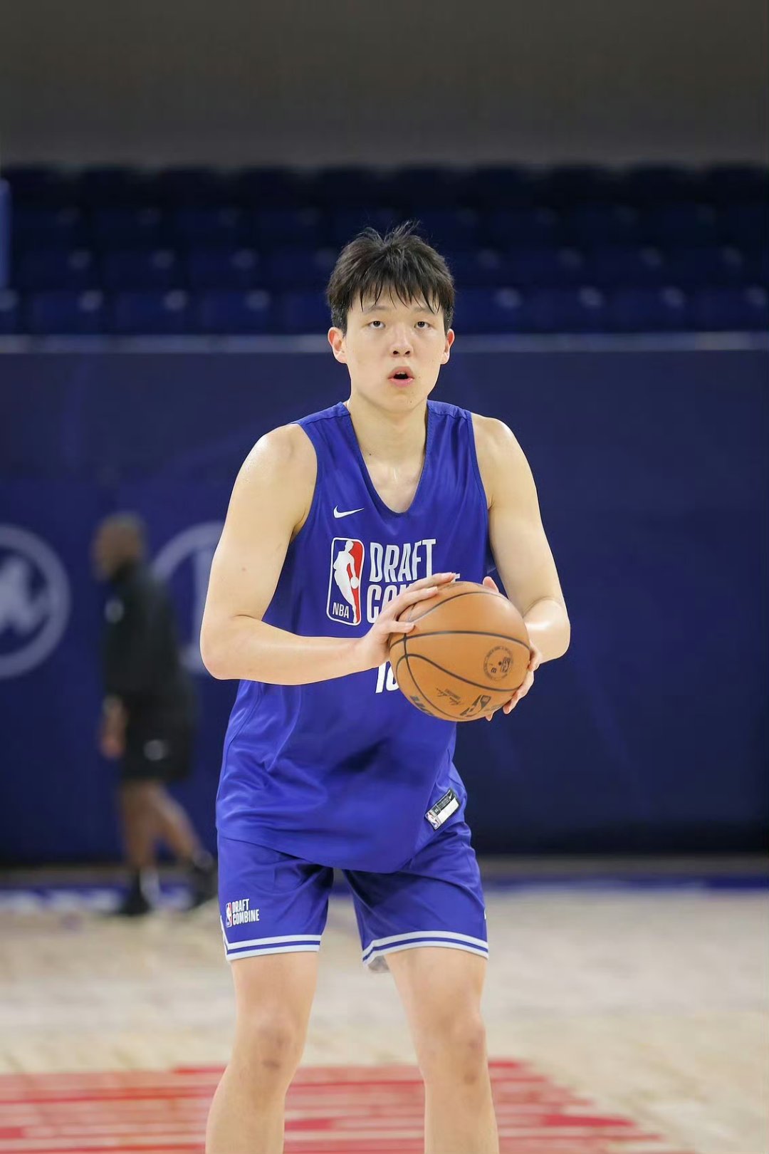 包含杨瀚森有望出战男篮亚洲杯将不再参与夏联剩余比赛的词条