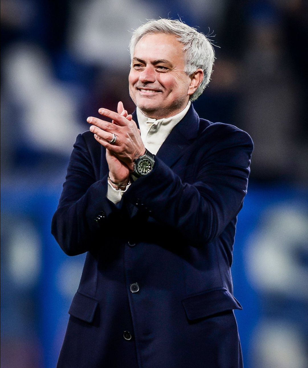 塞梅多加盟费内巴切穆里尼奥防线迎强援的简单介绍 塞梅多加盟费内巴切穆里尼奥防线迎强援的简单介绍