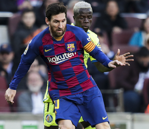 博卡青年11场不胜创造俱乐部纪录场内场外面临巨大动荡的简单介绍