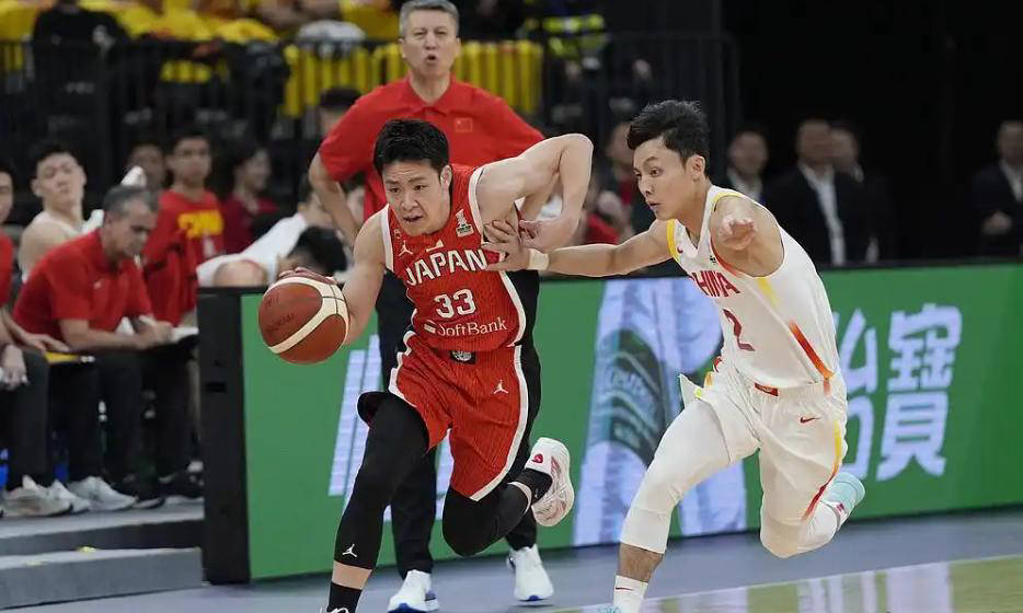 关于中国男篮31分大胜印度取2连胜全队合计6人得分上双的信息 关于中国男篮31分大胜印度取2连胜全队合计6人得分上双的信息