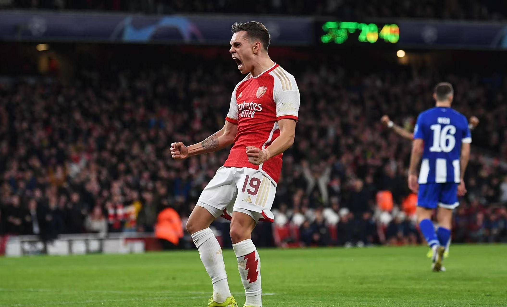 沙特球队准备提交报价引进马丁内利阿森纳更希望留住球员的简单介绍 沙特球队准备提交报价引进马丁内利阿森纳更希望留住球员的简单介绍