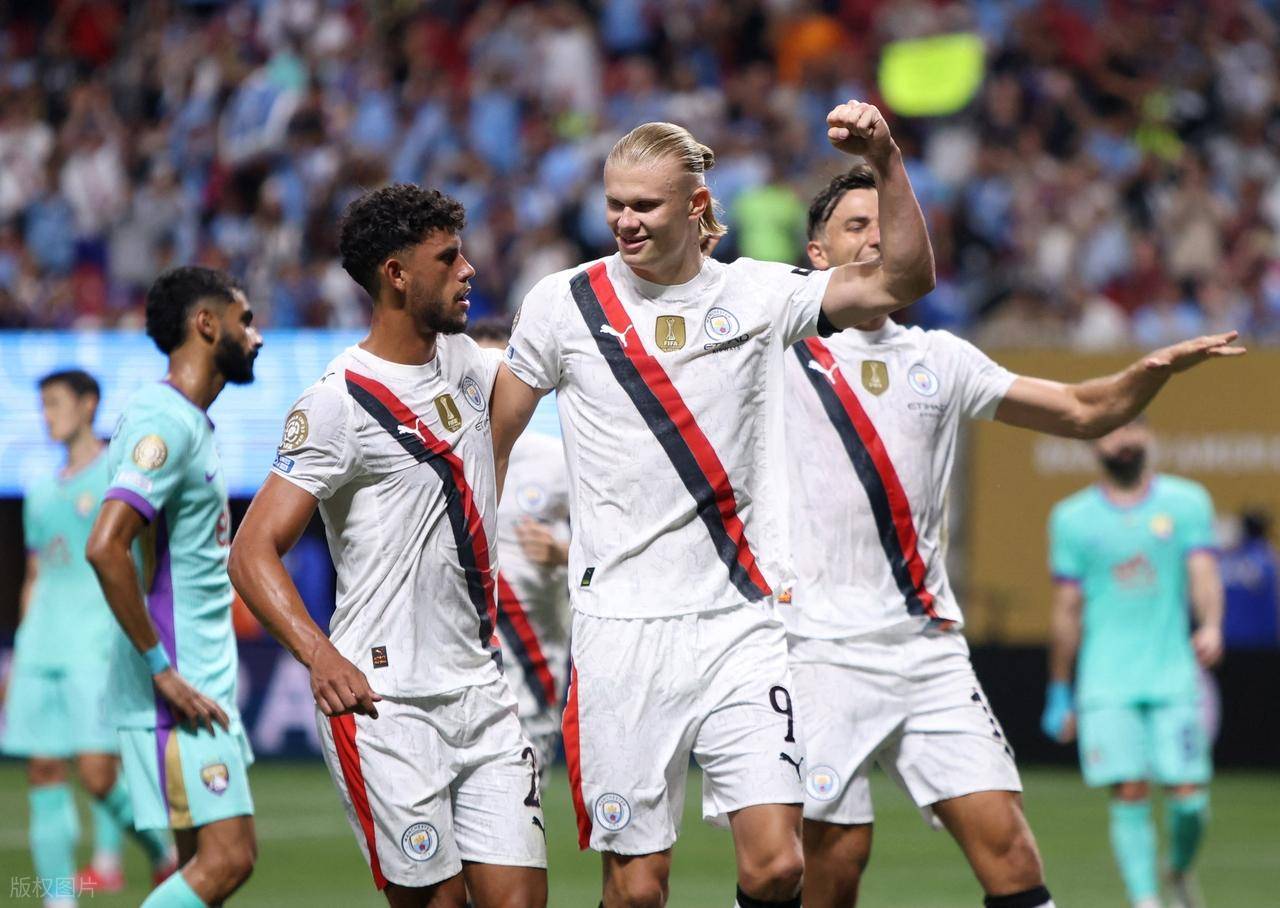 尤文一直在与B席接触球员预计将离开曼城的简单介绍