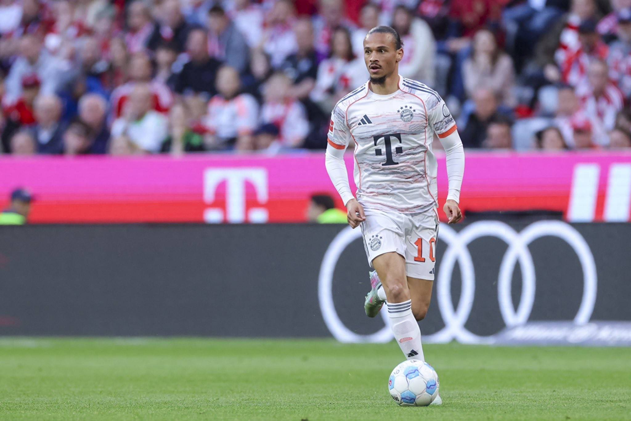 关于萨内更倾向加盟阿森纳球员还没有做出选择的信息