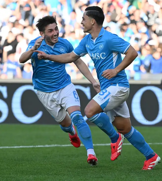 欧冠：那不勒斯VS卡拉巴格