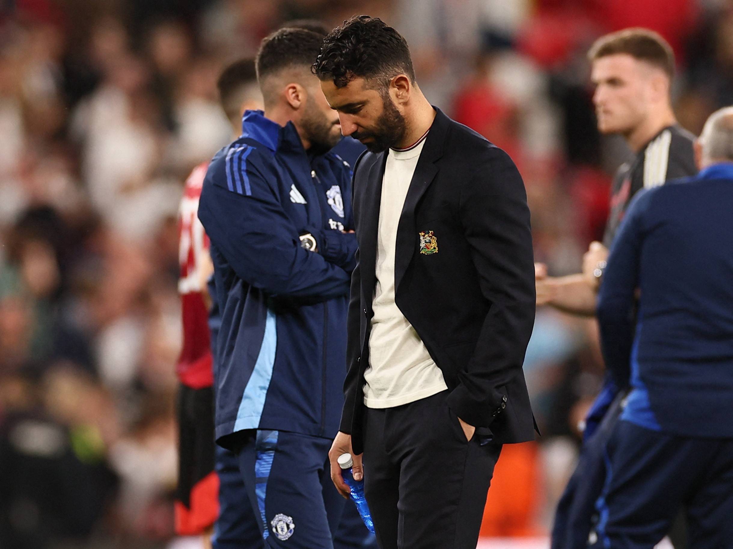 阿邦拉霍抨击曼联主帅阿莫林像懦夫的简单介绍