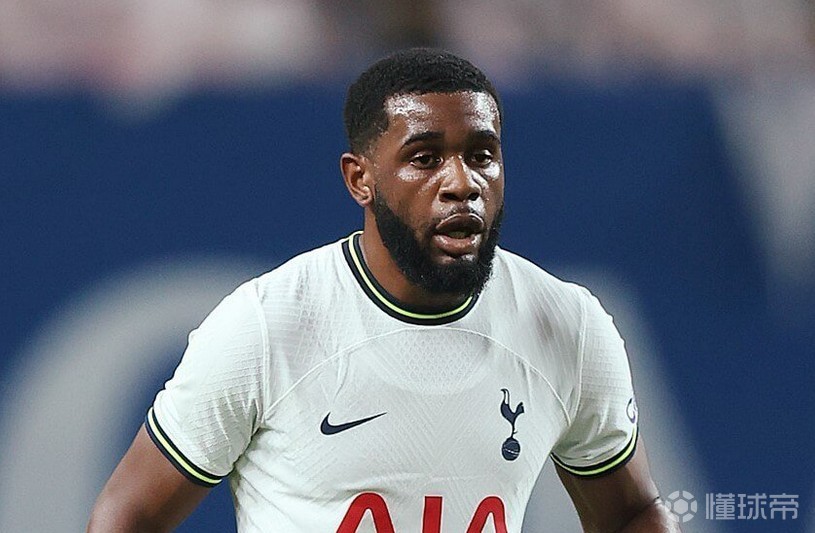 包含诺丁汉森林即将签下恩多耶创队史转会费纪录的词条