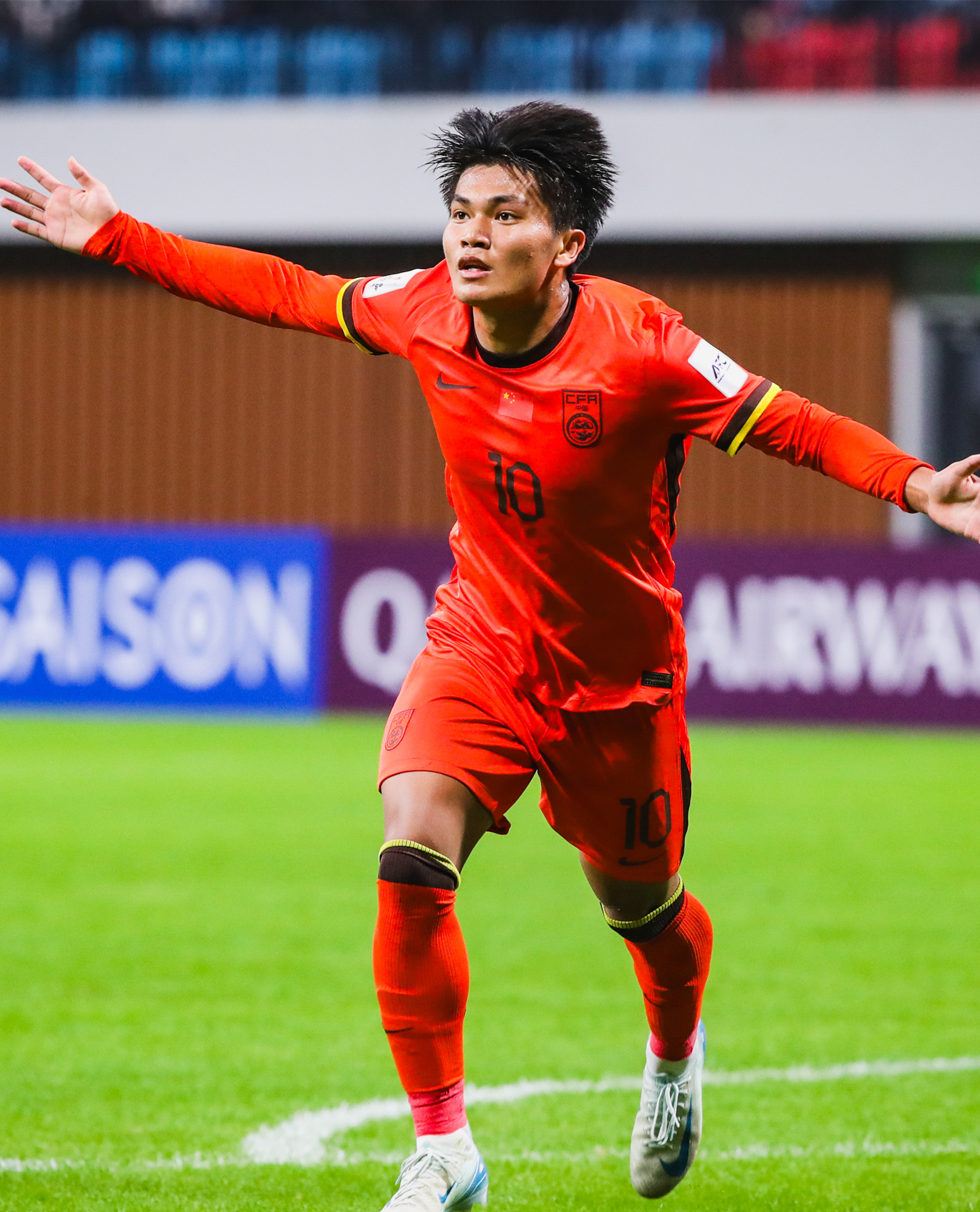 王钰栋将与张玉宁联袂首发国足新锋线组合引关注的简单介绍  第2张