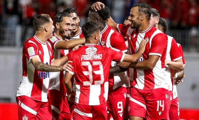 包含世俱杯曼彻斯特城VS卡萨布兰卡热爱预测曼城阵容实力完全碾压对手的词条