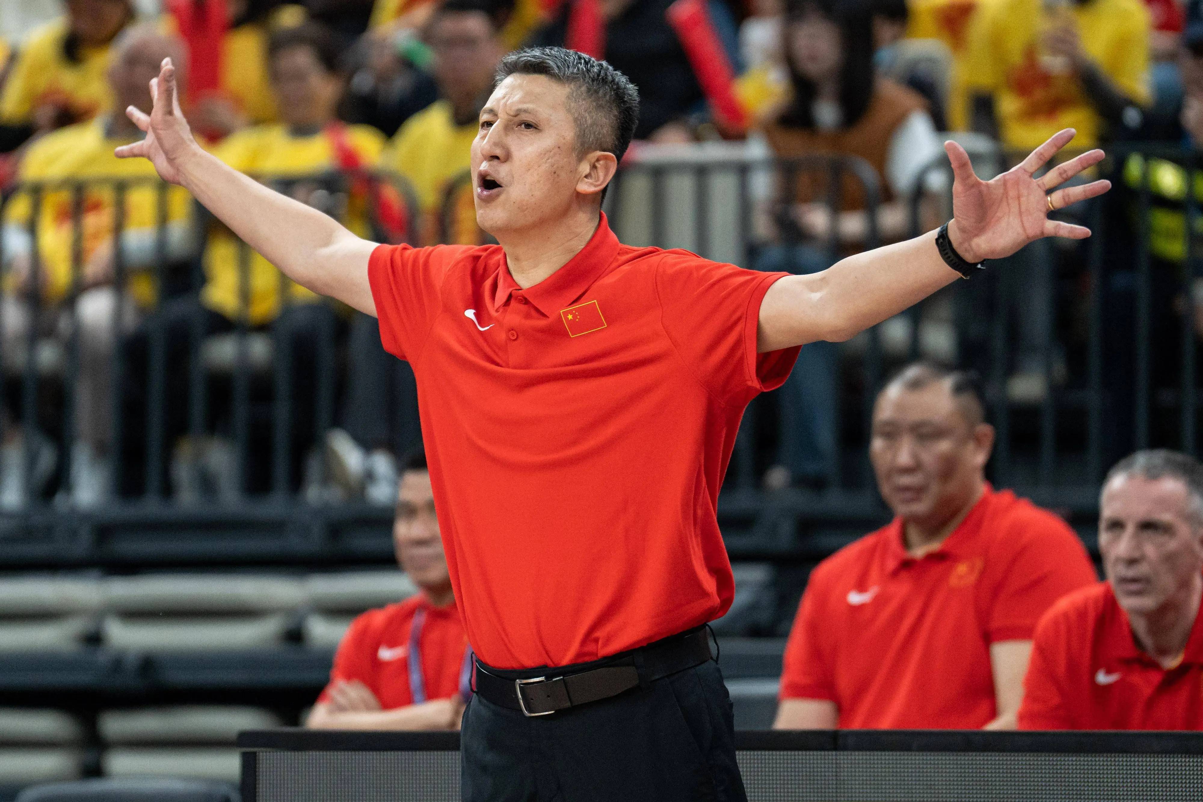 包含中国男篮11月将迎世预赛两战韩国男篮的词条